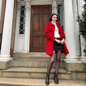 Meet your Posher, Nina